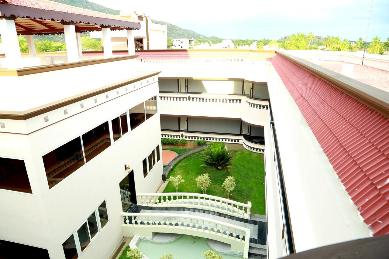 Athena Hotel Tiruvannāmalai Exteriör bild