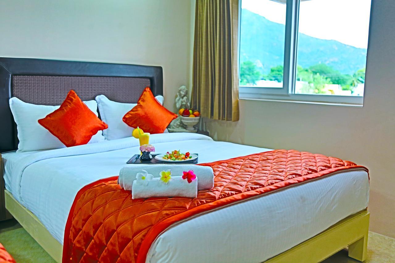 Athena Hotel Tiruvannāmalai Exteriör bild
