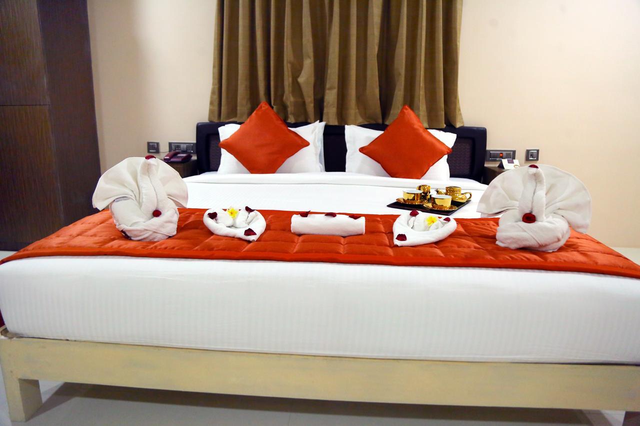 Athena Hotel Tiruvannāmalai Exteriör bild